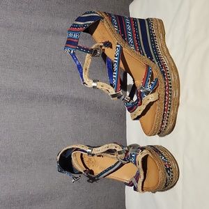 Naughty Monkey Espadrilles size 8.5